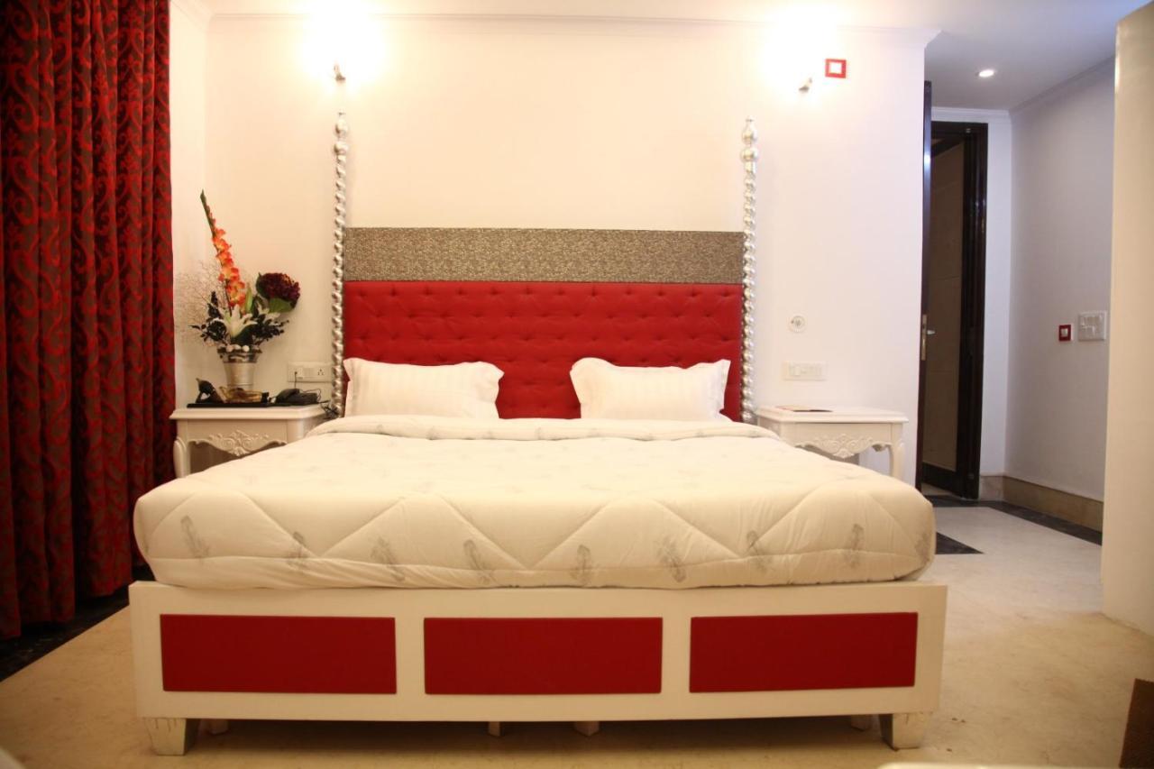 Hotel Dev Residency Vrindavan Ngoại thất bức ảnh