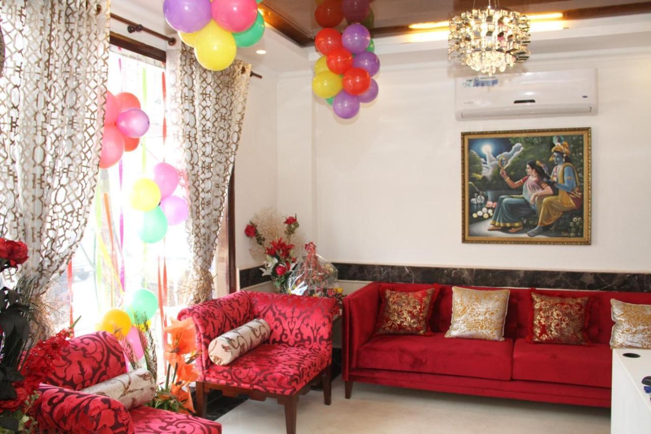 Hotel Dev Residency Vrindavan Ngoại thất bức ảnh